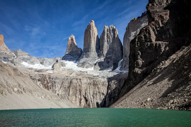 Paisaje de la Región de Región de Magallanes y de la Antártica Chilena, Chile, asociada a farmacias de turno